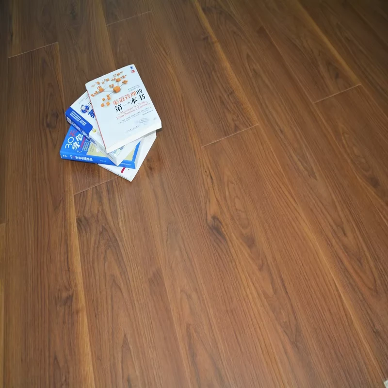 12 Mm Hot Selling High Quality Modern Simplicity Wooden Laminated Flooring for Livingroom
