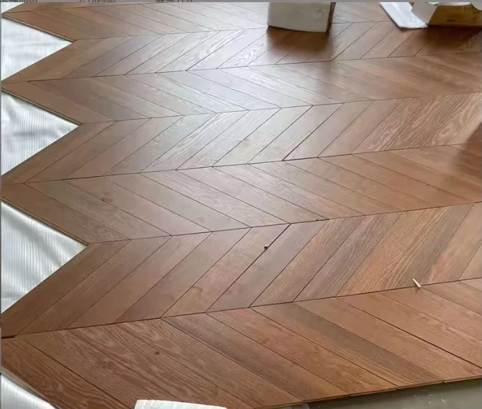 15mm Thick Engineered Wood Herringbone Floor Wire Brushed Finish Engineer Hardwood Flooring for Rustic Style
