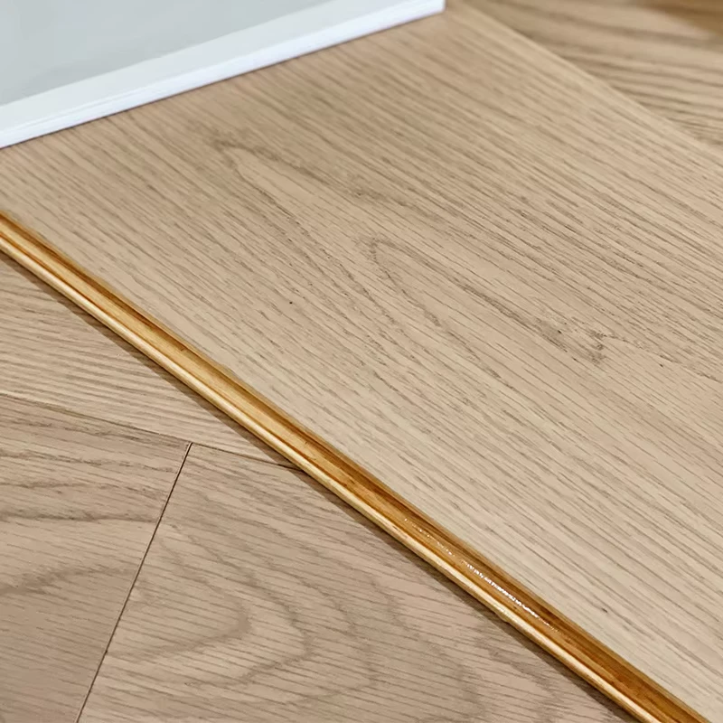 18.5mm Thick AB Grade White Oak Hardwood Engineered Flooring Modern French Design Indoor Waterproof Brushed Solid Wood