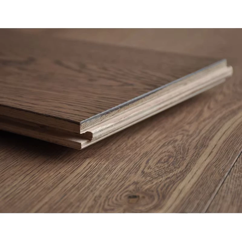 20MM Thick Natural Oak Solid Wood Floor Smooth Brushed European White Oak Modern Design Engineering Wood Flooring for Indoor Use