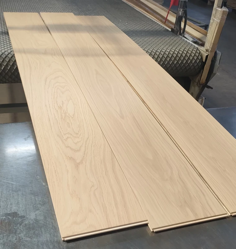8.66 Inch European Oak White Washed and Wide Plank Wood Engineered Flooring for Homes