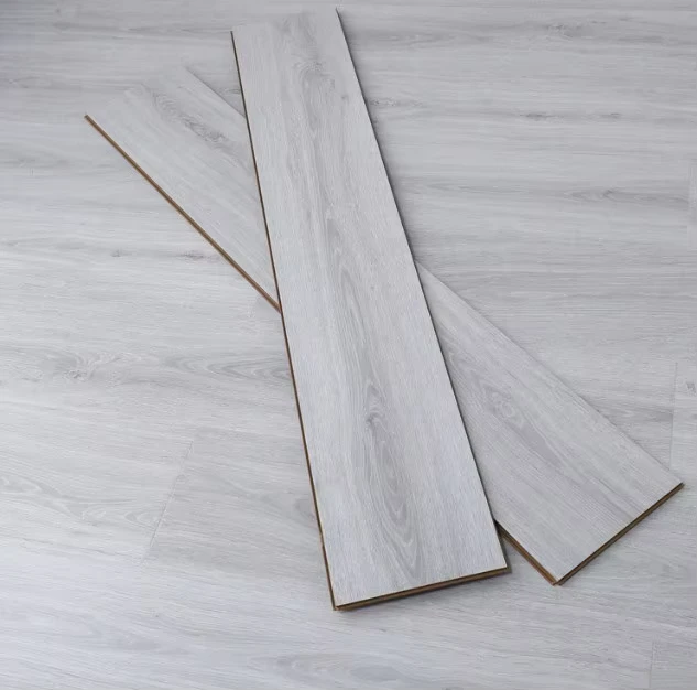 8mm or 12mm HDF AC3 AC4 Waterproof Grey Wooden Floor Laminate Flooring