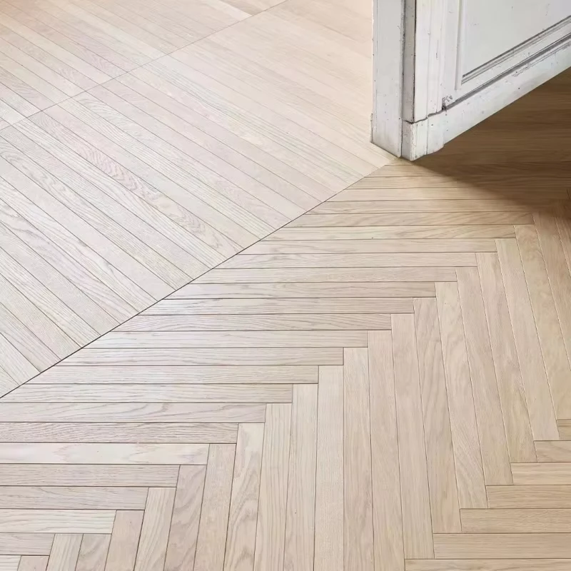 Best selling Natural Russian Solid White Oak Parquet Herringbone Composite Wooden Flooring Flat Engineered Chevron Wood Floors