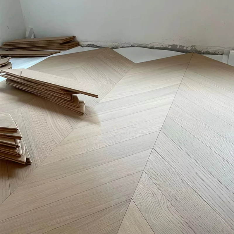 Chevron Fishbone AB Grade Prime Oak Wood Engineered Parket Flooring