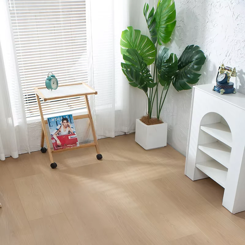 China Solid Wood Engineered Wood Flooring Wear Resistant Custom Made Easy Click Living Room Bathroom Modern