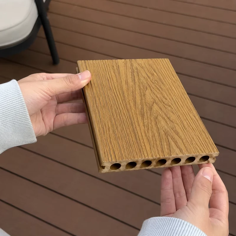 Co Extrusion WPC Decking Board Brushed Anti Slip Waterproof Wood Grain Interlocking Outdoor Hotel Garden Pool Flooring
