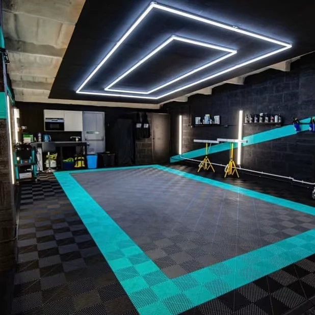 Colourful Interlocking Modular Garage Floor Tiles PVC Non-Slip Chinese Design Graphic Solutions for Workshop Car Wash Detailing