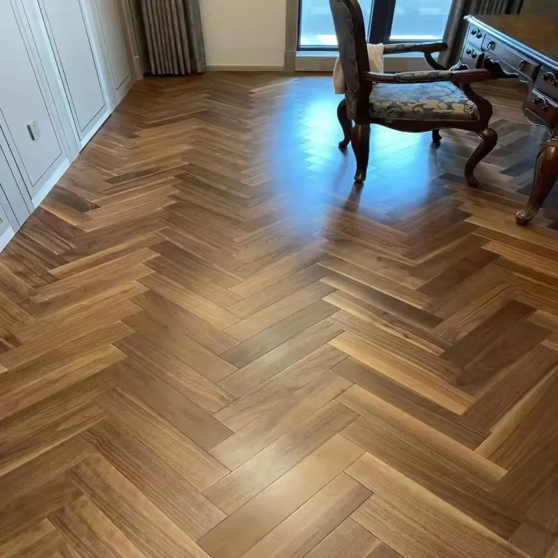 Customizable European White Oak Industrial Hard Wood Herringbone Flooring Distressed Wash Finish Engineered Flooring