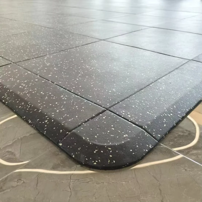 Durable Non Slip Waterproof Soundproof Shock Absorbing Rubber Flooring for Gym Hall Garden Strength Area Deadlift Platform Mats
