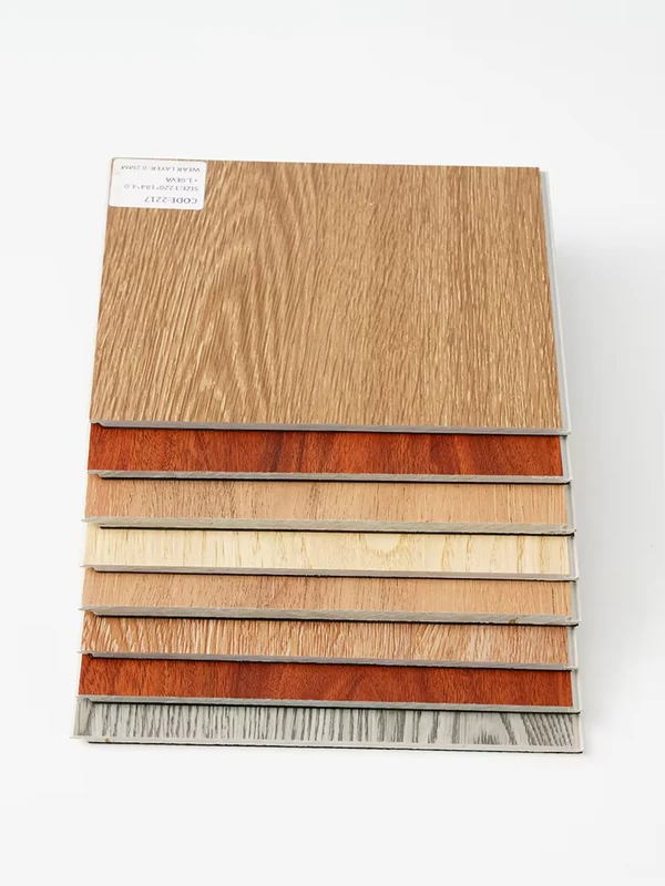 Durable SPC Click Flooring With Laminated Plastic and Wood Grain Look SPC Floor for Living Rooms