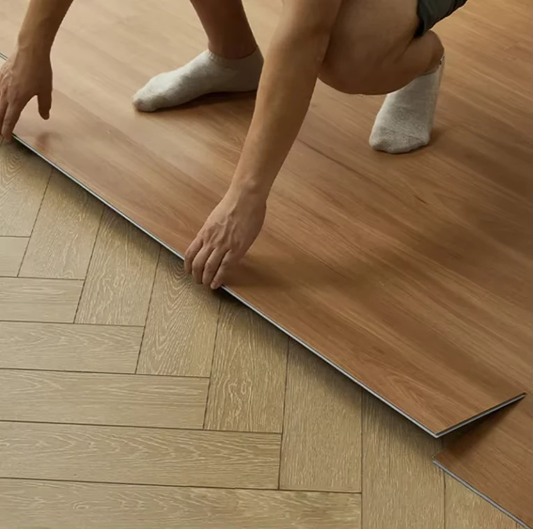 Easy Click Installation Waterproof SPC Flooring 4-8mm Thickness Anti Slip Wear Resistant Eco Friendly Indoor Use Supermarket