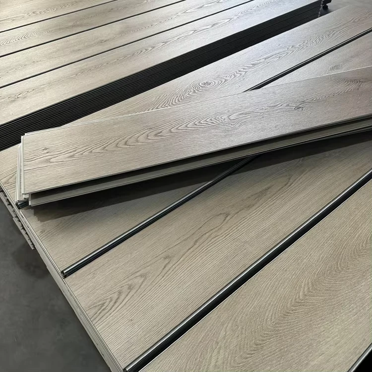 Easy Maintenance Fireproof PVC Floor Tiles Covering Luxury SPC Wood Vinyl Floor Tiles for Living Room