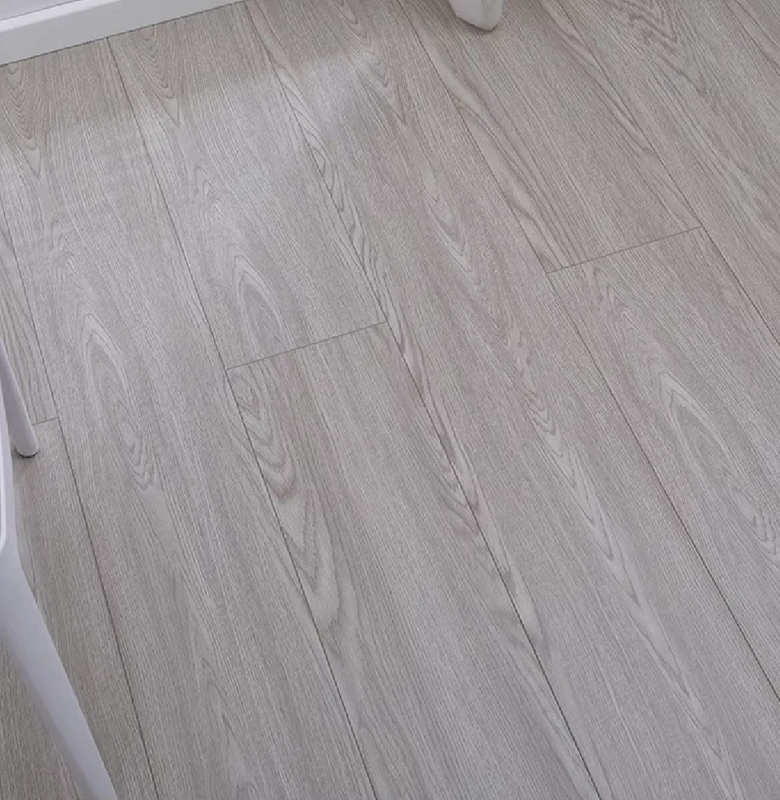 Engineered Hardwood Flooring Stain Resistant Damping Comfort Distressed Engineered Wood for Construction Use