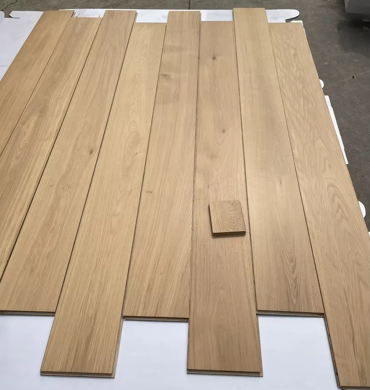 European Oak Engineered Hardwood Flooring T&G Joint Natural Brushed Timber Floor for Home Indoor