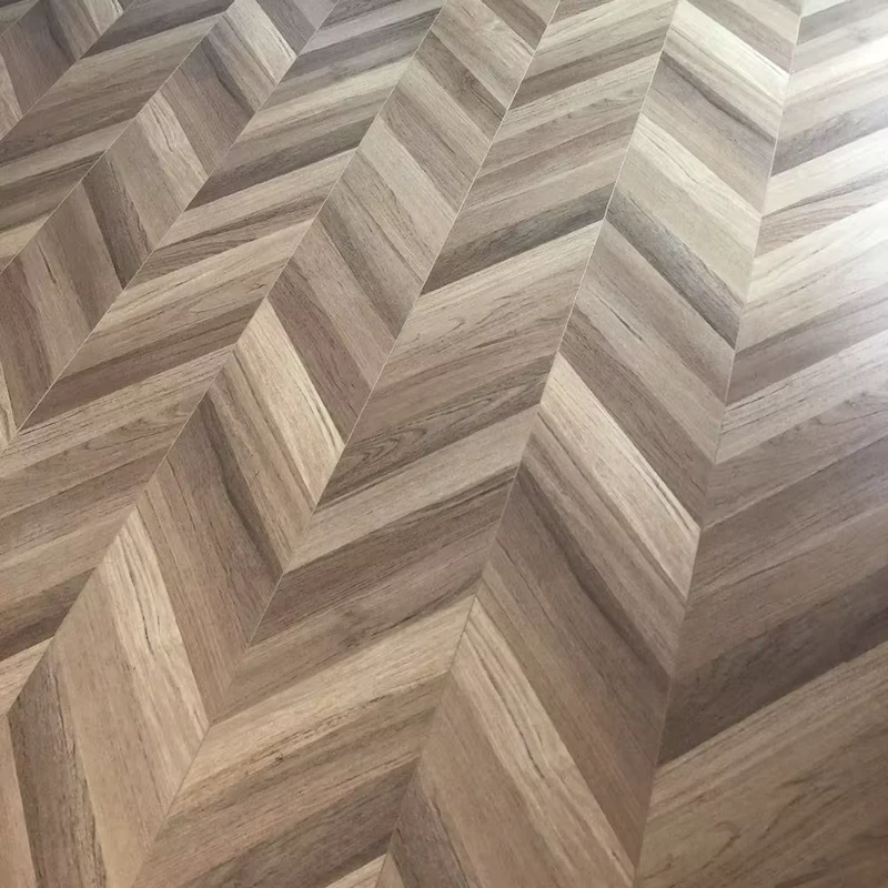 Excellent Quality Waterproof Laminate Flooring 8mm 12mm HDF Easy Install Eco Friendly Chevron Laminate Flooring