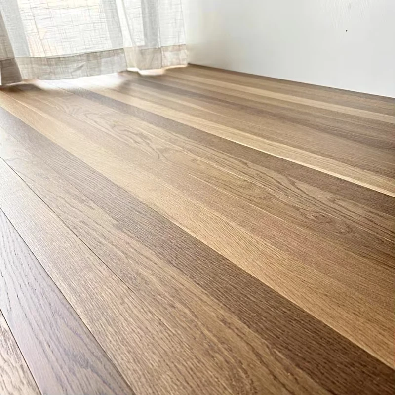 Factory Price European White Oak Wood Flooring Multi layer Engineered Wood T&G Click Lock System for Indoor Use