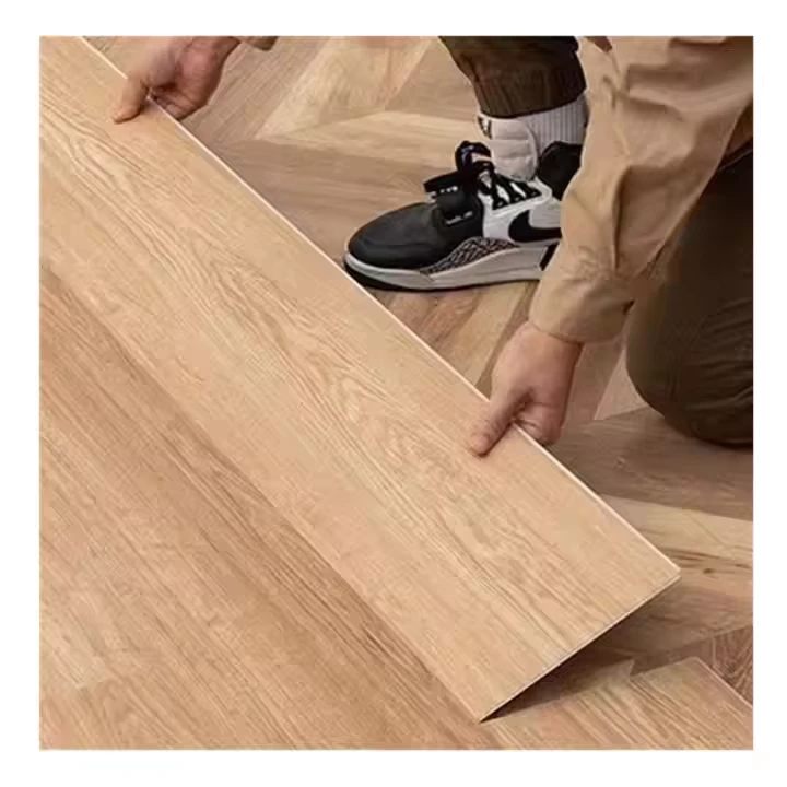 Flooring SPC Wood Grain Plastic Floor Tiles SPC Flooring for Home Office