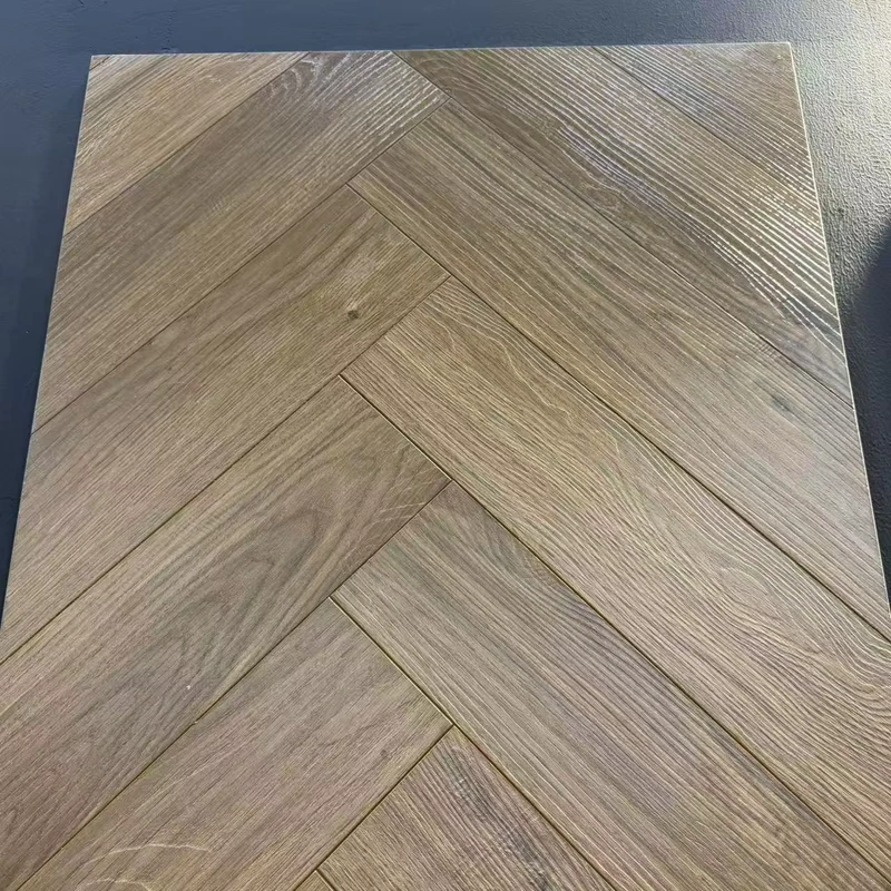Herringbone Wood Floor Multilayer European 15mm Natural Solid Hardwood Natural Chevron Oak Wood Flooring