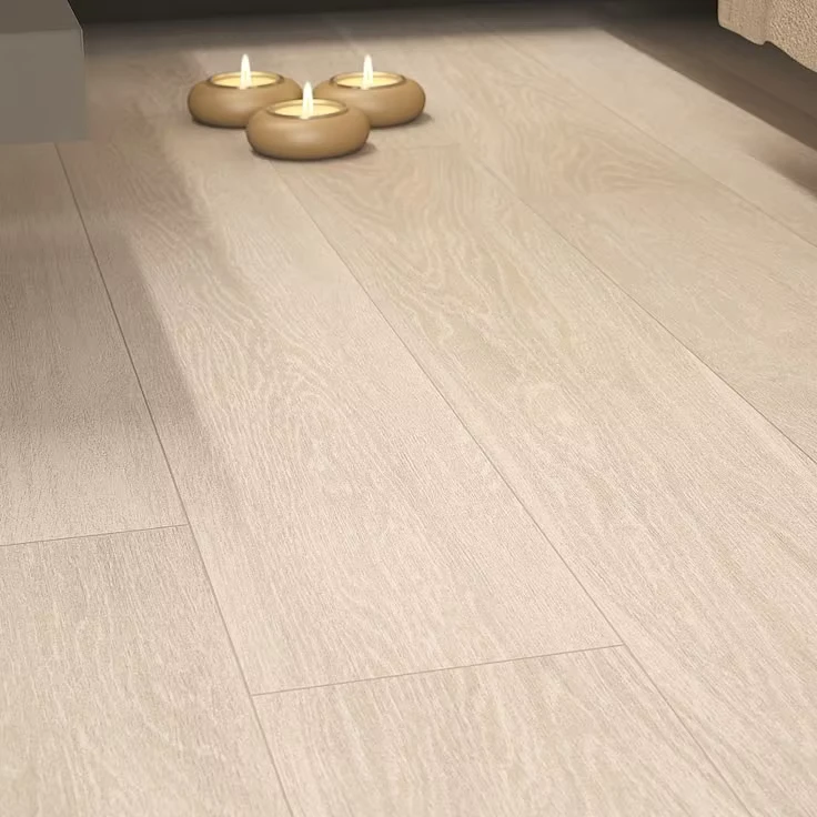 High Quality Indoor Light European Natural White Wood Oak Flooring Hybrid Timber Engineered Hardwood Flooring