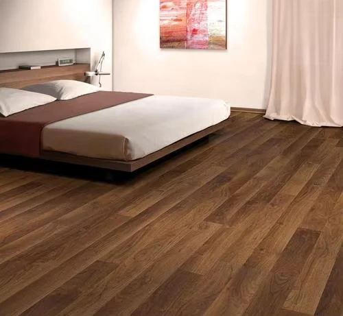 High Quality Laminated Wooden Flooring by Chinese Factory