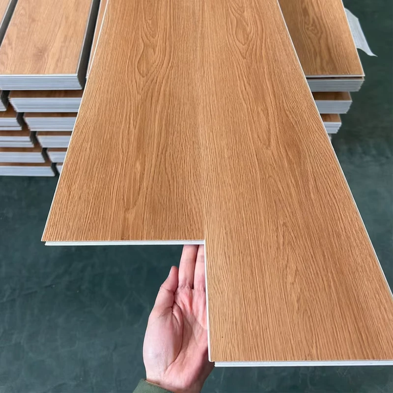 Luxury Vinyl Plank Flooring Tile Pisos PVC Laminate Vinilico 4mm 5mm 6mm SPC Click Flooring Vinyl Flooring