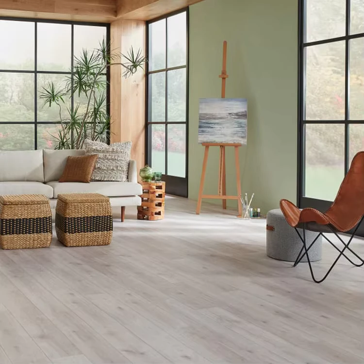Manufacturer Luxury 4 5.5mm 4.2 mm 7mm 8mm Laminate Vinyl Plank Boards Flooring Silent Spc Flooring for Indoor Decoration