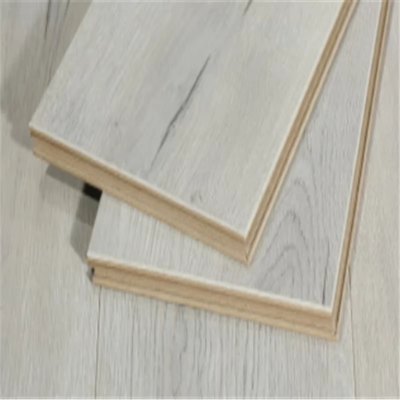 Maple Color 8mm Laminated Flooring with Wax