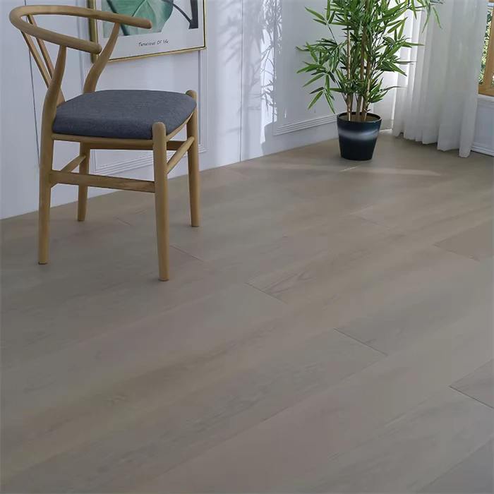 Modern Design Three Layer Engineered Wood Flooring Natural Ash Veneer Smooth Surface