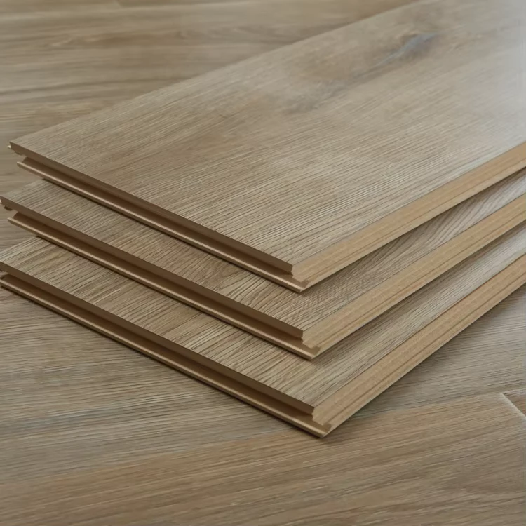 Modern Design Wide Engineered Timber Wood Laminate Flooring with AC3 Wear Resistance Easy Installation Oak Top Grade
