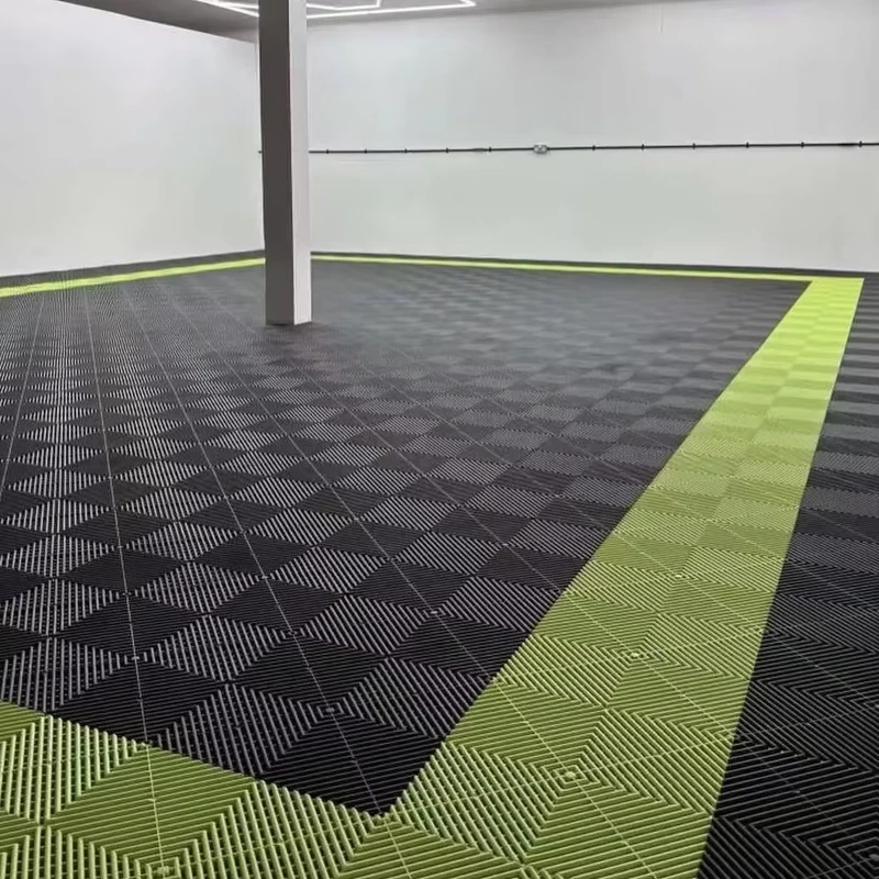 Modern Interlocking PP Garage Floor Tiles Decking Indoor Anti Slip Water Resistant