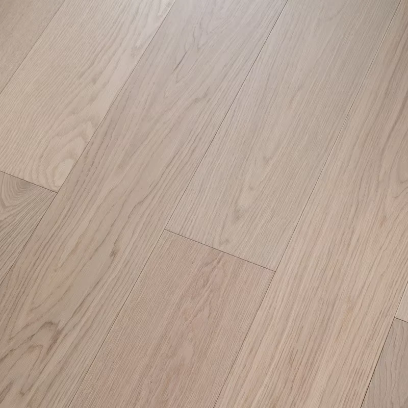Modern Oak Multilayer Engineered Wood Flooring with Click Lock Installation for Living Rooms