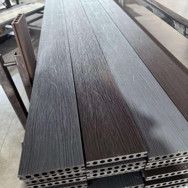 Modern WPC Brushed Interlocking Eco Friendly Composite Outdoor Decking for Garden Park Use