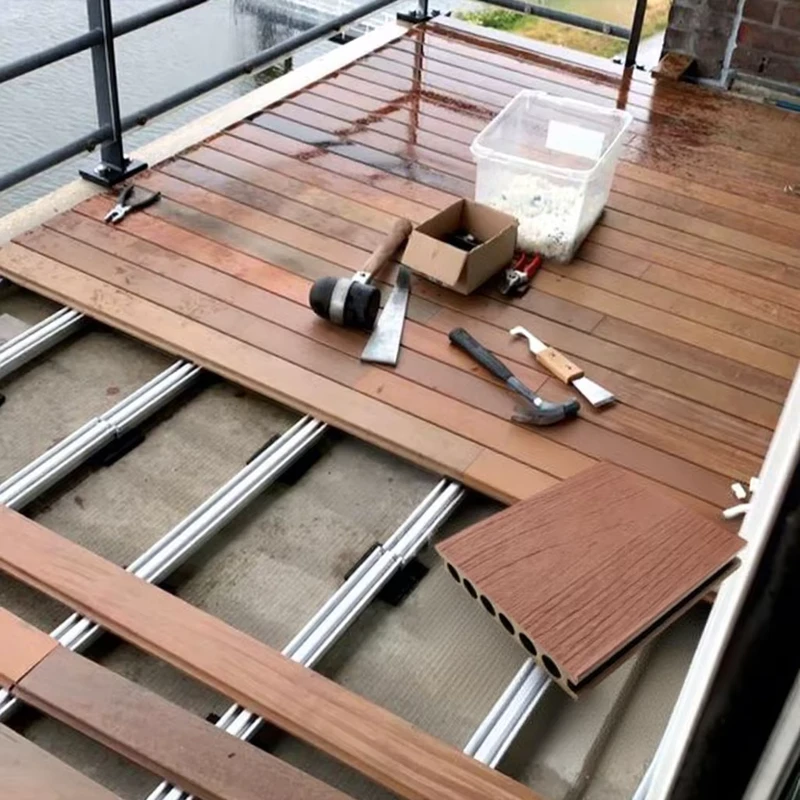 Selin Modern Anti-slip Capped WPC Decking Outdoor Flooring 3D Deep Embossed Garden DIY Deck Tile