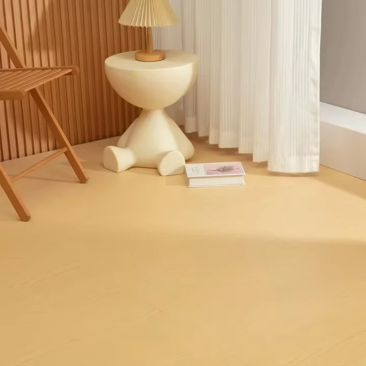 Smooth Waterproof UV resistant wear resisting solid wood floor Suitable for Modern Living Room Style