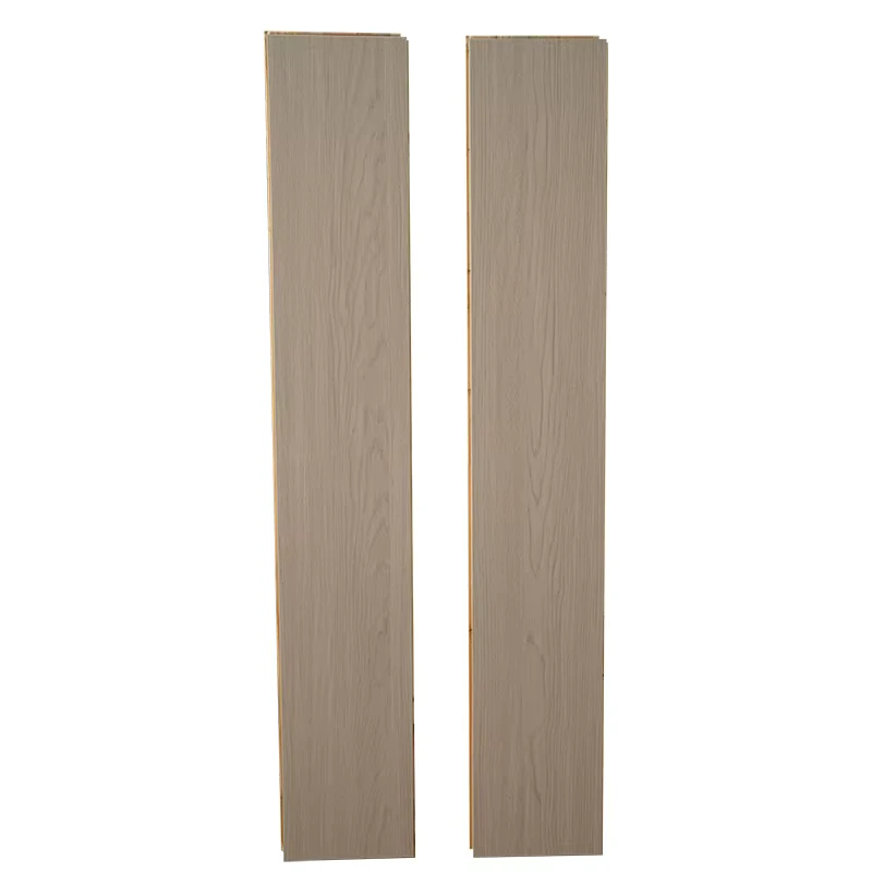 Three layer Solid Wood Composite Flooring HTT 800 Featuring Pine core Construction for Underfloor Heating Click Installation