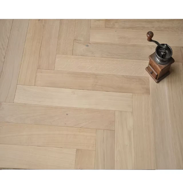 Unfinished New Wooden Floor China Manufacturer New Product Oak Herringbone Floor Tile Parquet Flooring