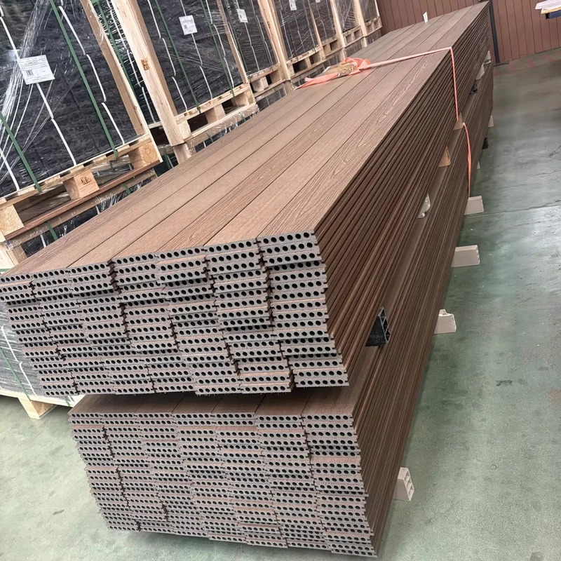 Waterproof WPC Decking Factory Outdoor Wood Composite Deck Floor Exterior WPC Decking Boards